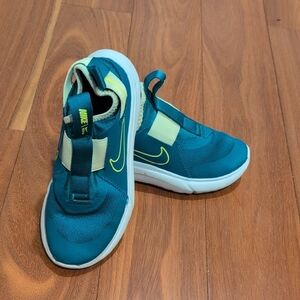 🌴Nike Flex Runner Sneakers In Teal